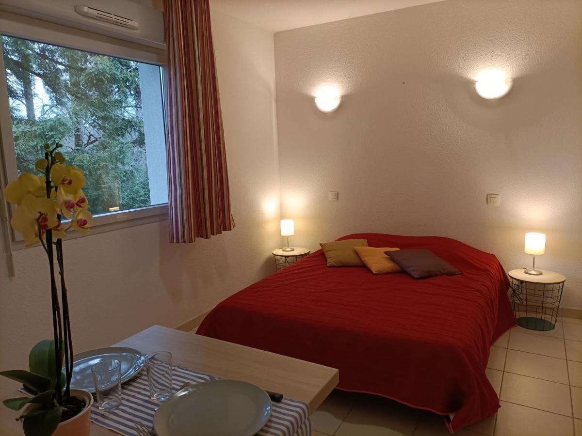 Residence De La Source By Euclenima Salies-de-Béarn Δωμάτιο φωτογραφία